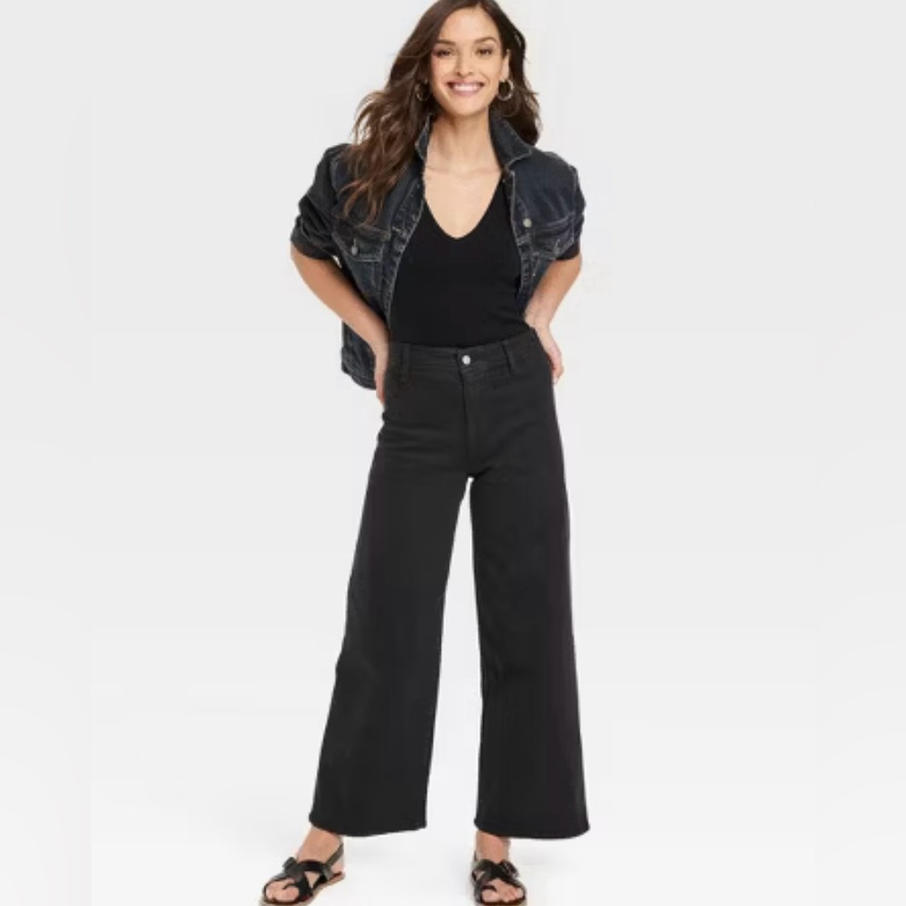 Universal Thread Black Flare Jeans